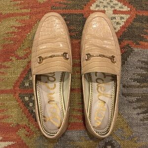 Sam Edelman Beige/Nude Croc-Embossed Loafers
